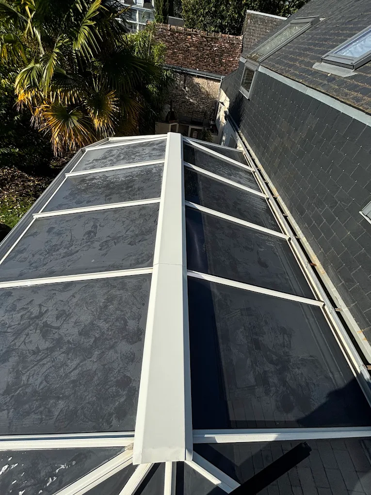 Toit en verre d'une véranda